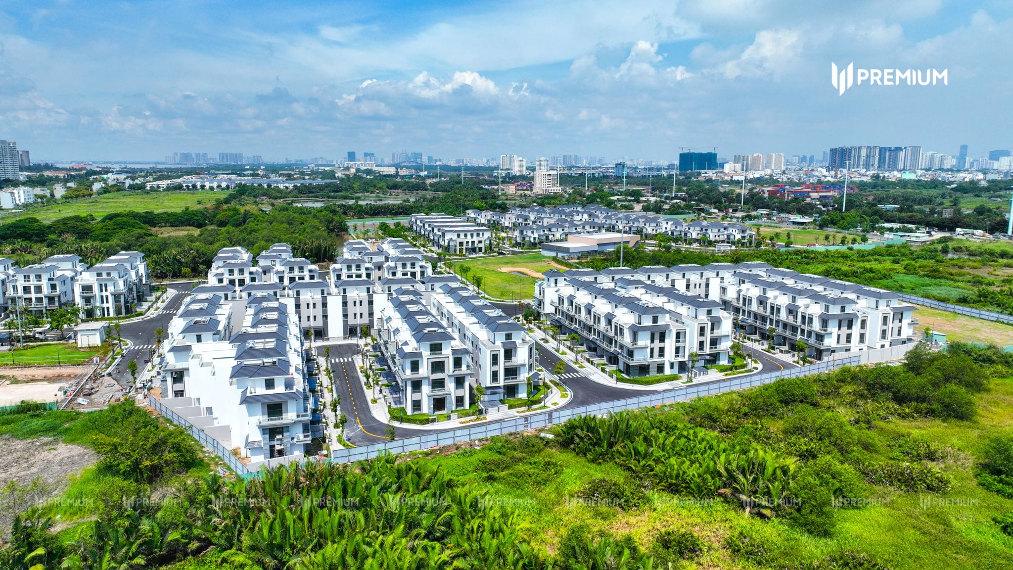 Tiến độ dự án nhà phố, biệt thự Gladia By The Waters Quận 2