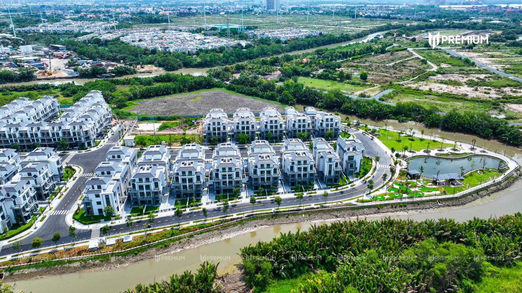 Tiến độ dự án nhà phố, biệt thự Gladia By The Waters Quận 2